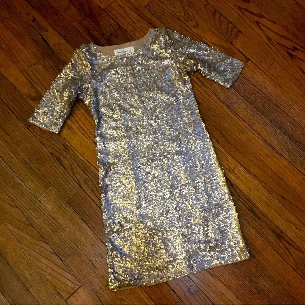 Abercrombie & Fitch small antique gold sequence mini dress short sleeve lined